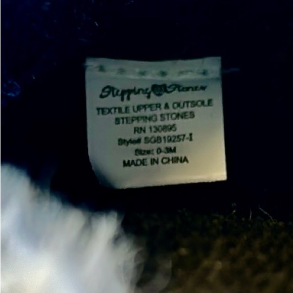 Stepping Stones • Baby Booties w/Faux Fur • Size 0-3 Months • Unisex! - Picture 5 of 6